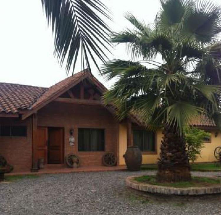 Casa principal de Viña Orgán en Camino El Dorado